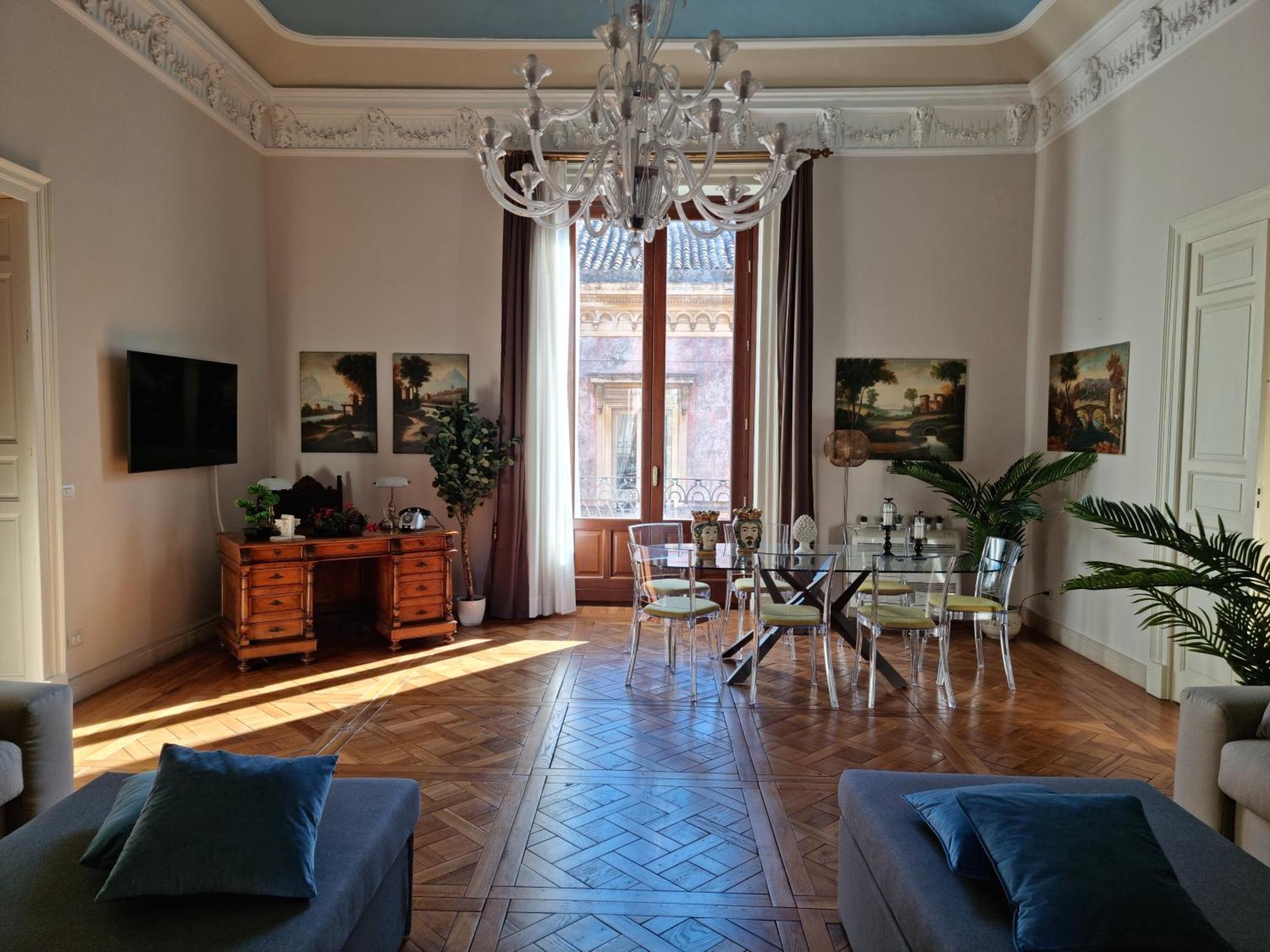 Luxury Historic Residence With Heated Pool Near Catania, Taormina, The Sea And Mount Etna Giarre Bagian luar foto